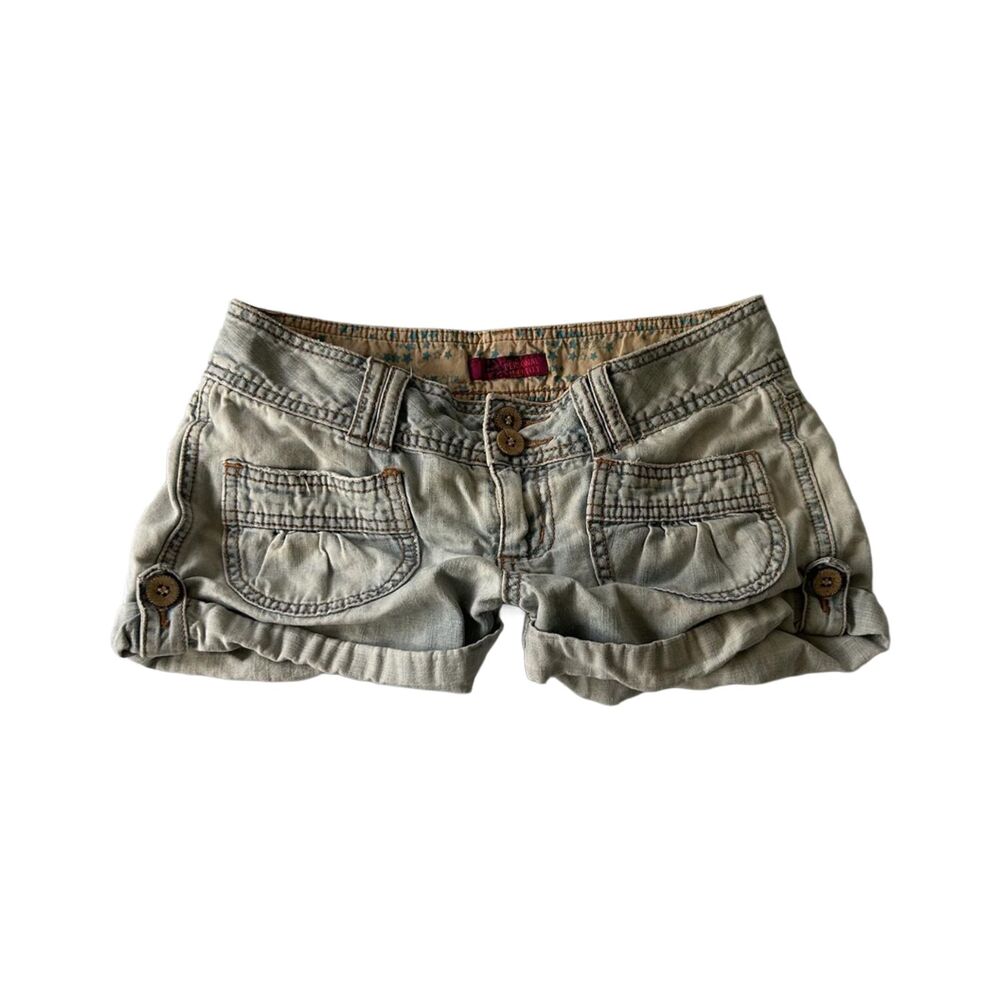 personal identity low-rise denim shorts